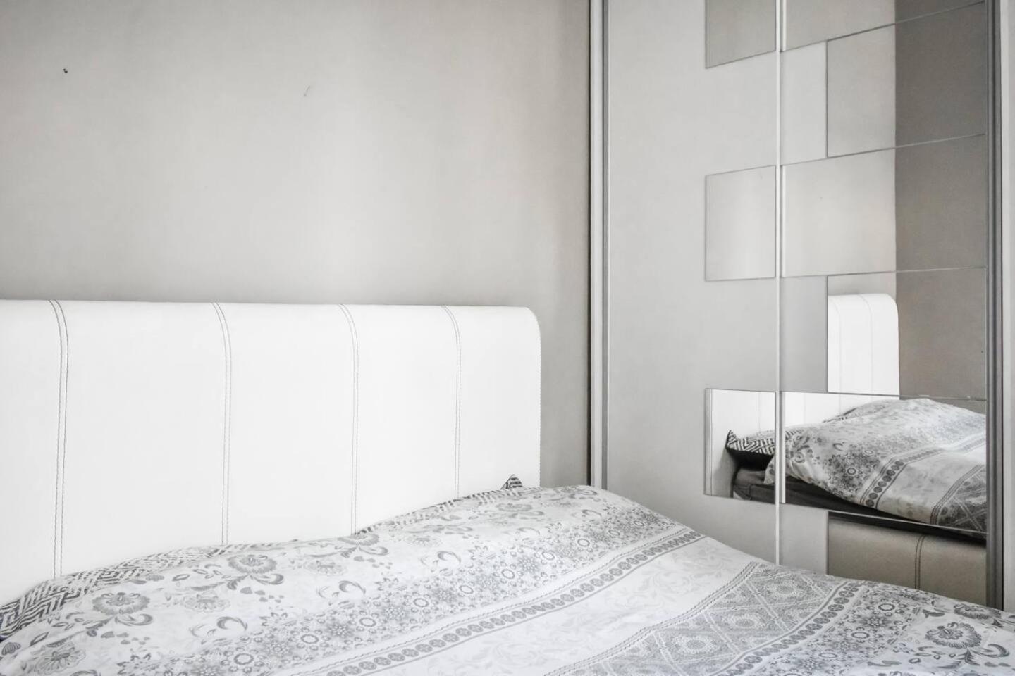 Διαμέρισμα 2bdr Luxury On Prime Location *
